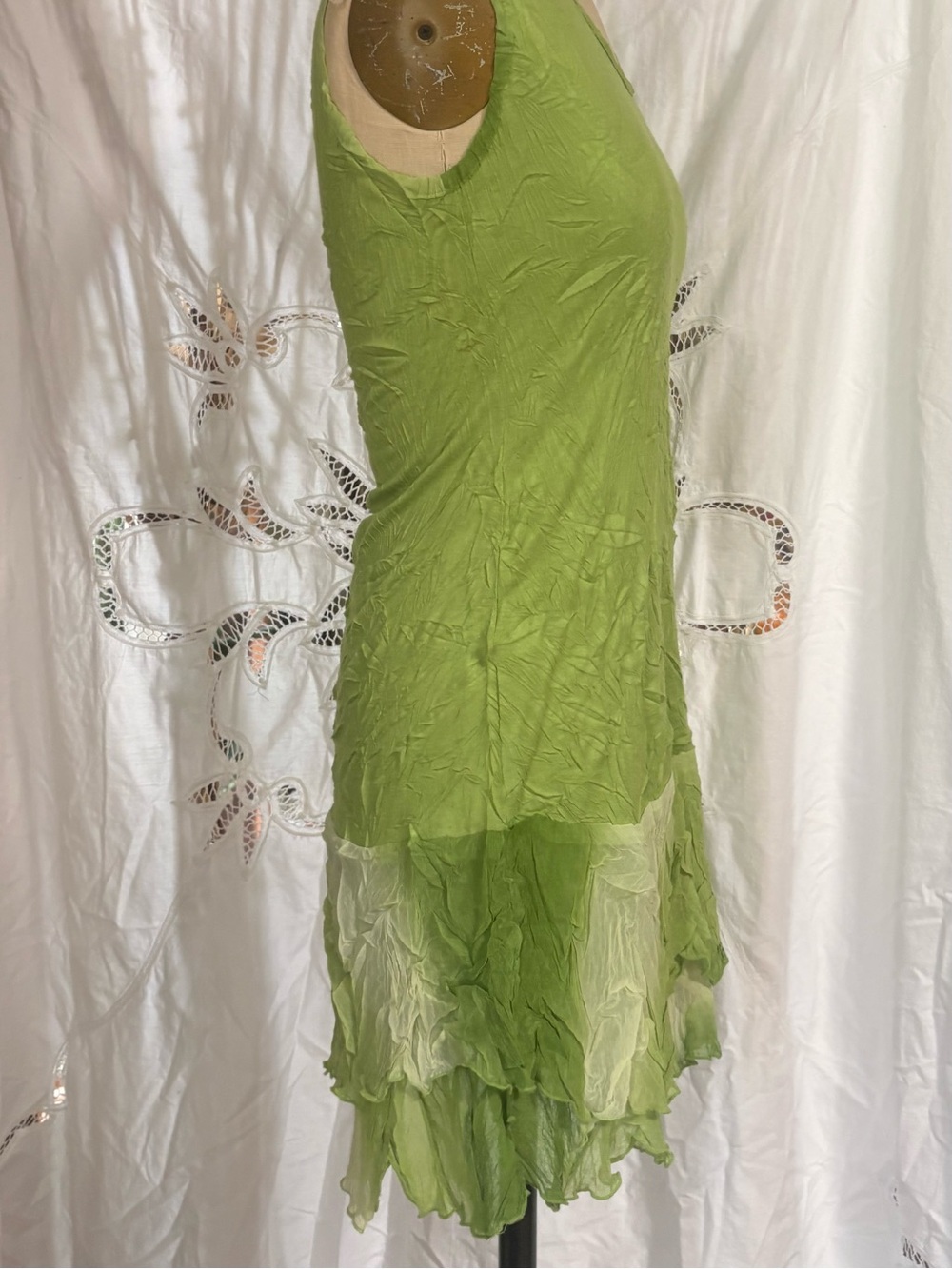 Kisca by Komarov Green Ombre Crinkle Sleeveless Tiered Hem Mini Dress Fairycore - Picture 3 of 9